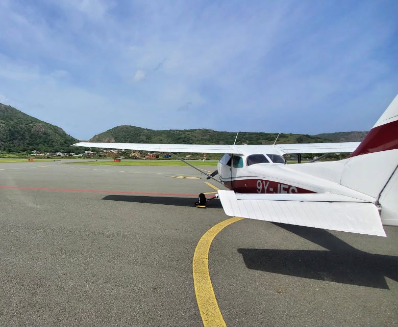 Cessna 172 with hills in the background